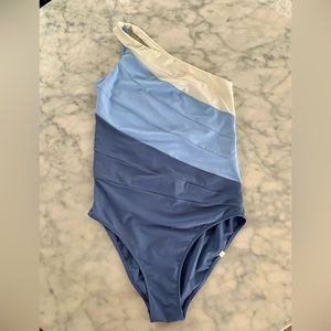 Summersalt Sidestroke Swimsuit! 8LT